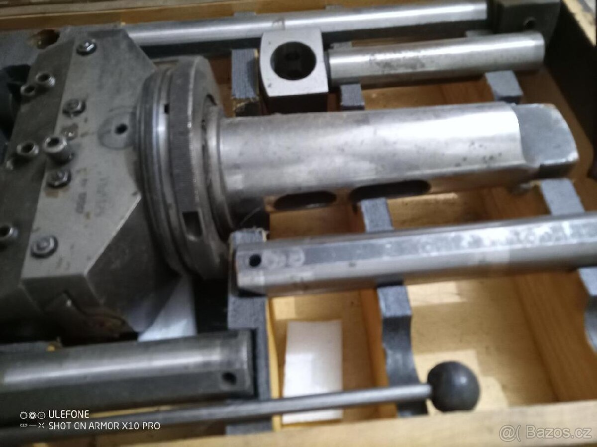 Vyvrtávací rozjížděcí hlava VHU 125 - 3