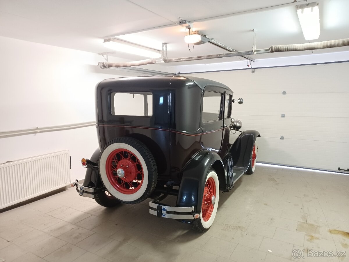 Ford Model A Tudor rok 1930 - 3