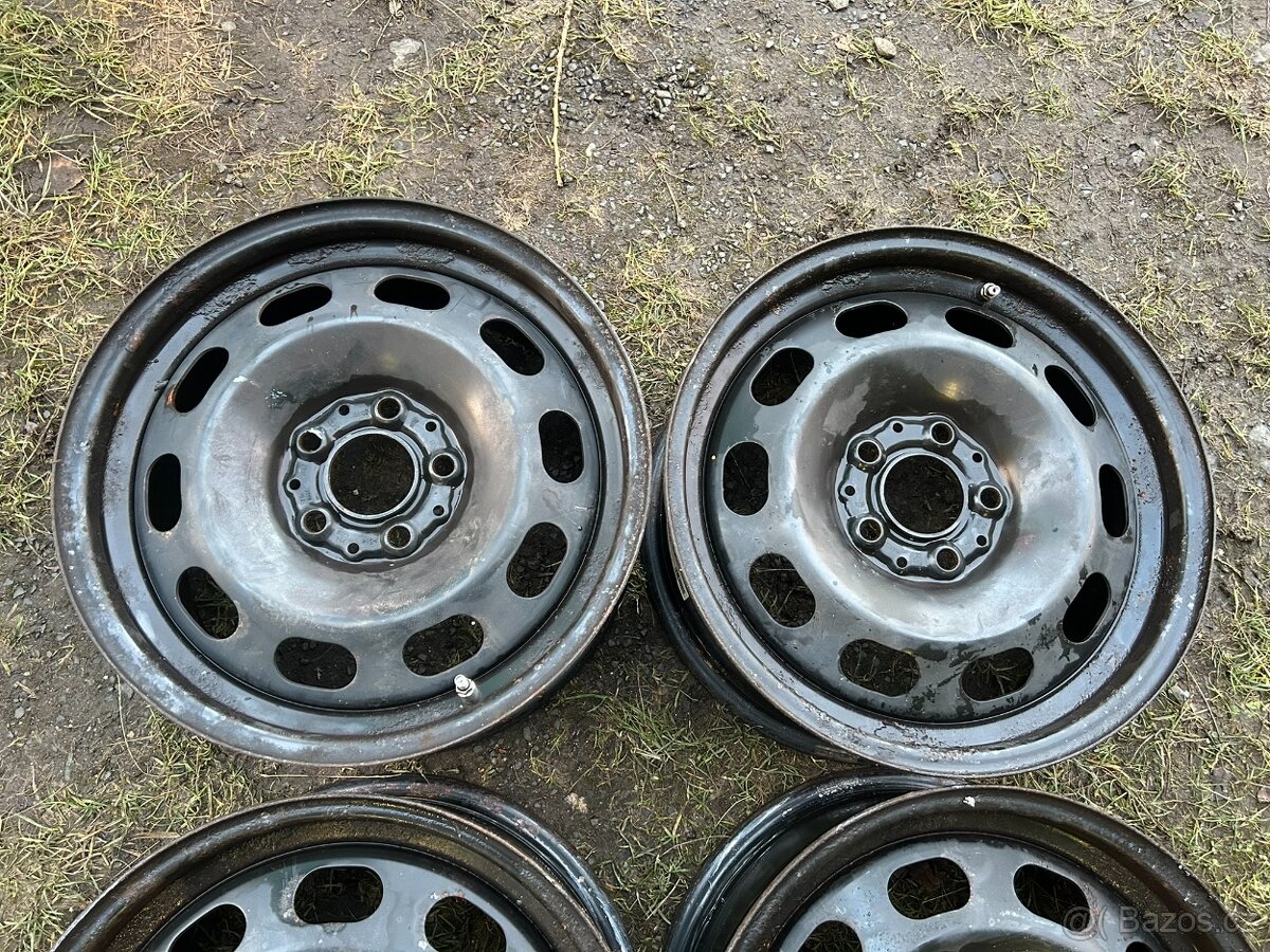 4 ks plechových disků BMW 16" 5x112 IS47 - 3