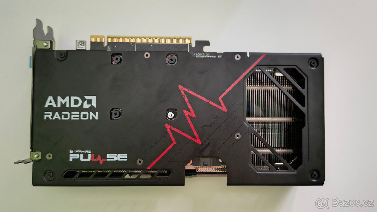 SAPPHIRE PULSE AMD Radeon RX 9060 XT GAMING OC 16G - 3