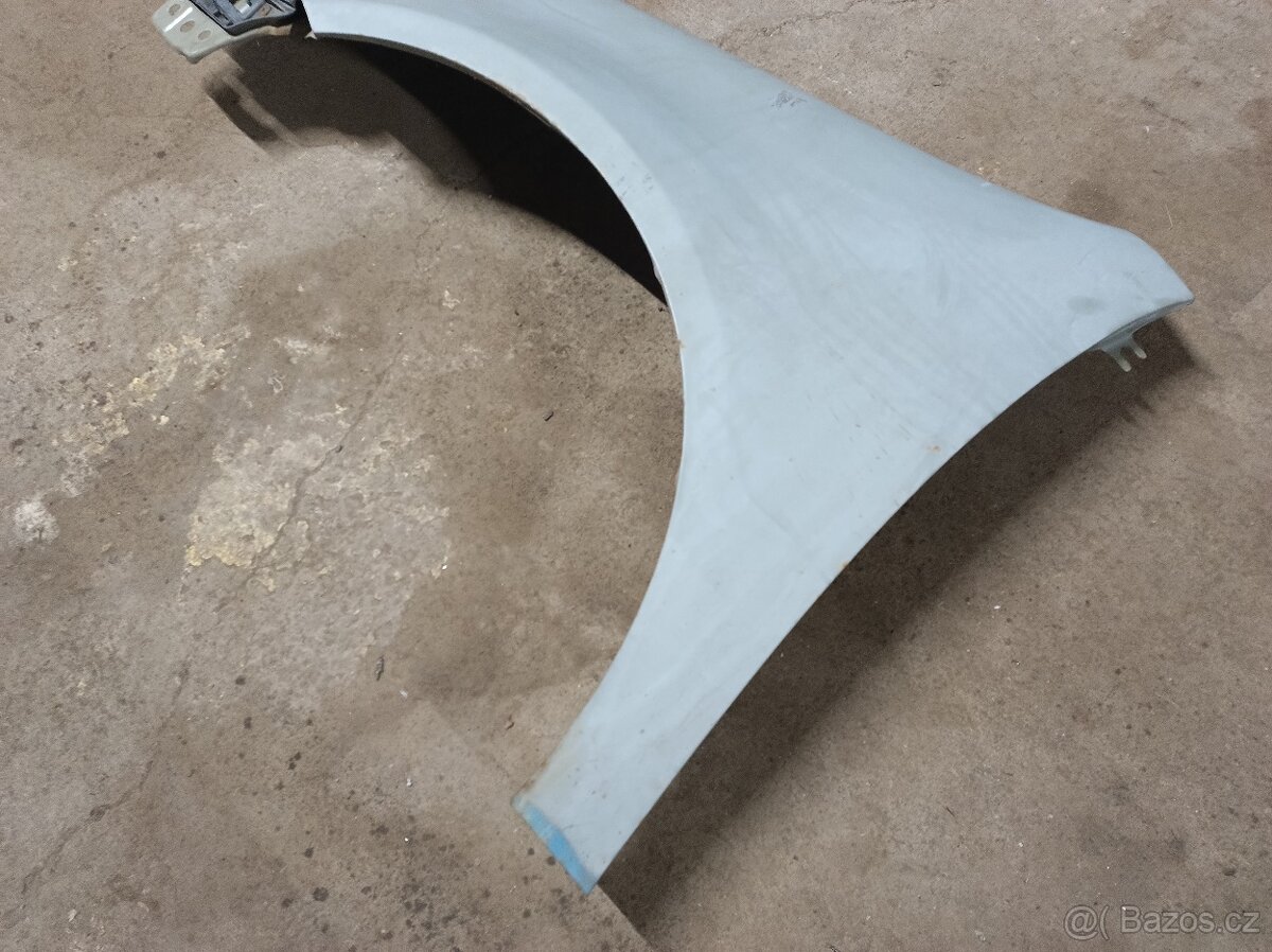 VW Golf V - blatník levý - 3