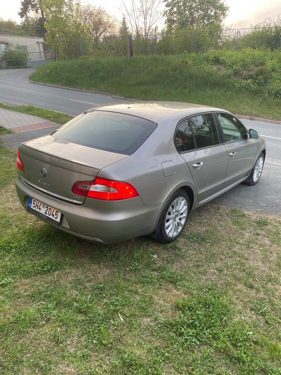 Škoda Superb - 3