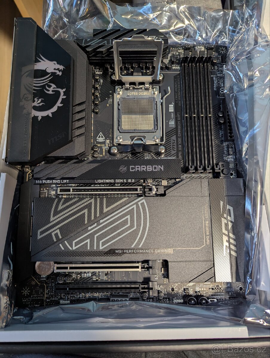 MSI MPG X870E CARBON WIFI - 3