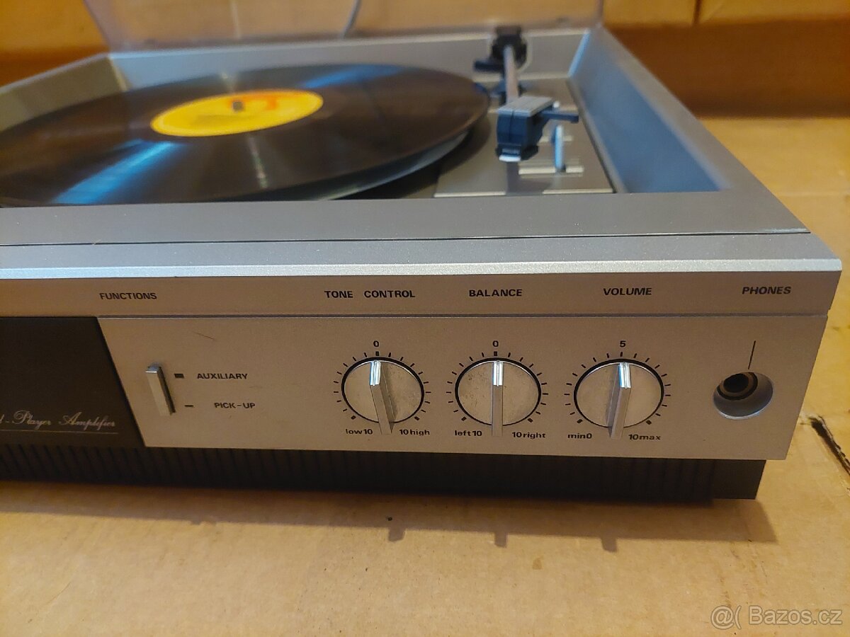 Gramofon se zesilovačem Philips D5520 - 3