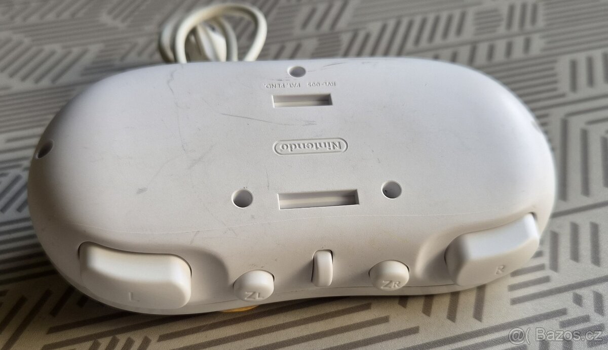 Nintendo Wii Classic Gamepad Controller - 3