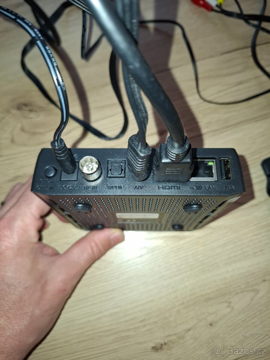 O2 TV set top box - 3