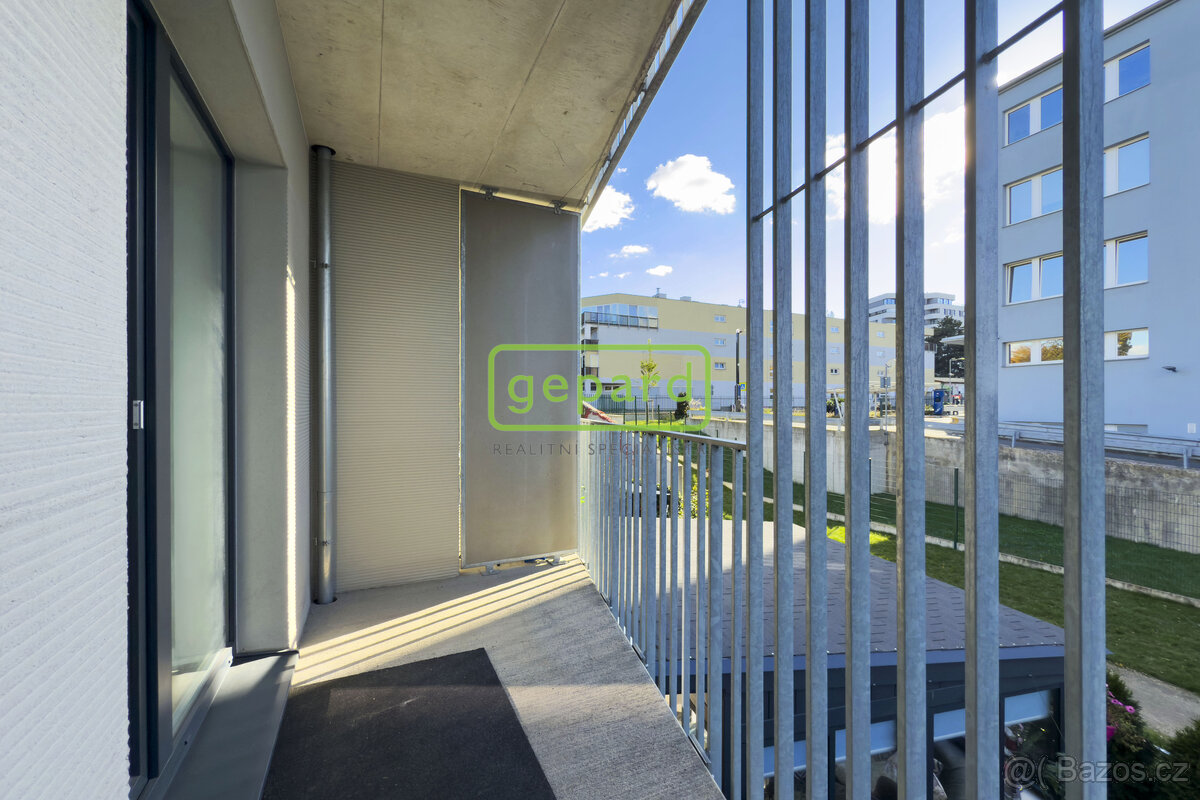 Pronájem bytové jednotky 1kk, 28 m2 - 3