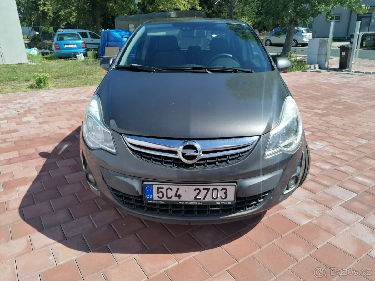 Opel Corsa D 1.2 63kW 2011 198tkm - 3