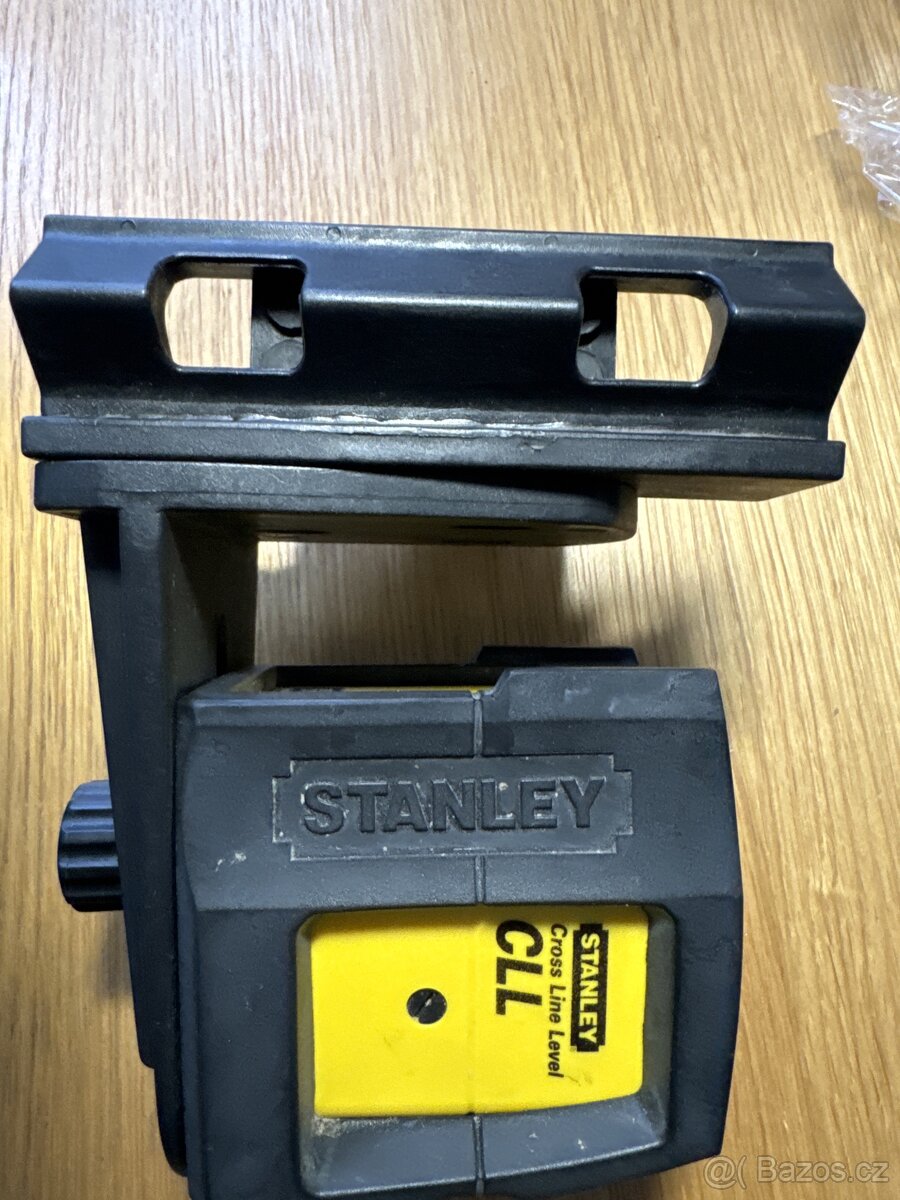 Laser stanley CLL - držák - 3