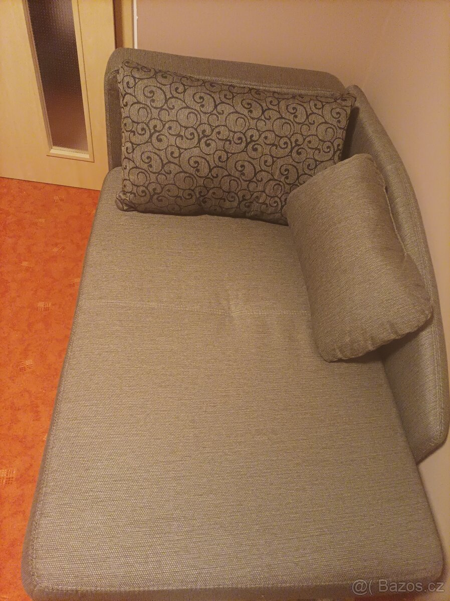 Pohovka rozkládací - 3