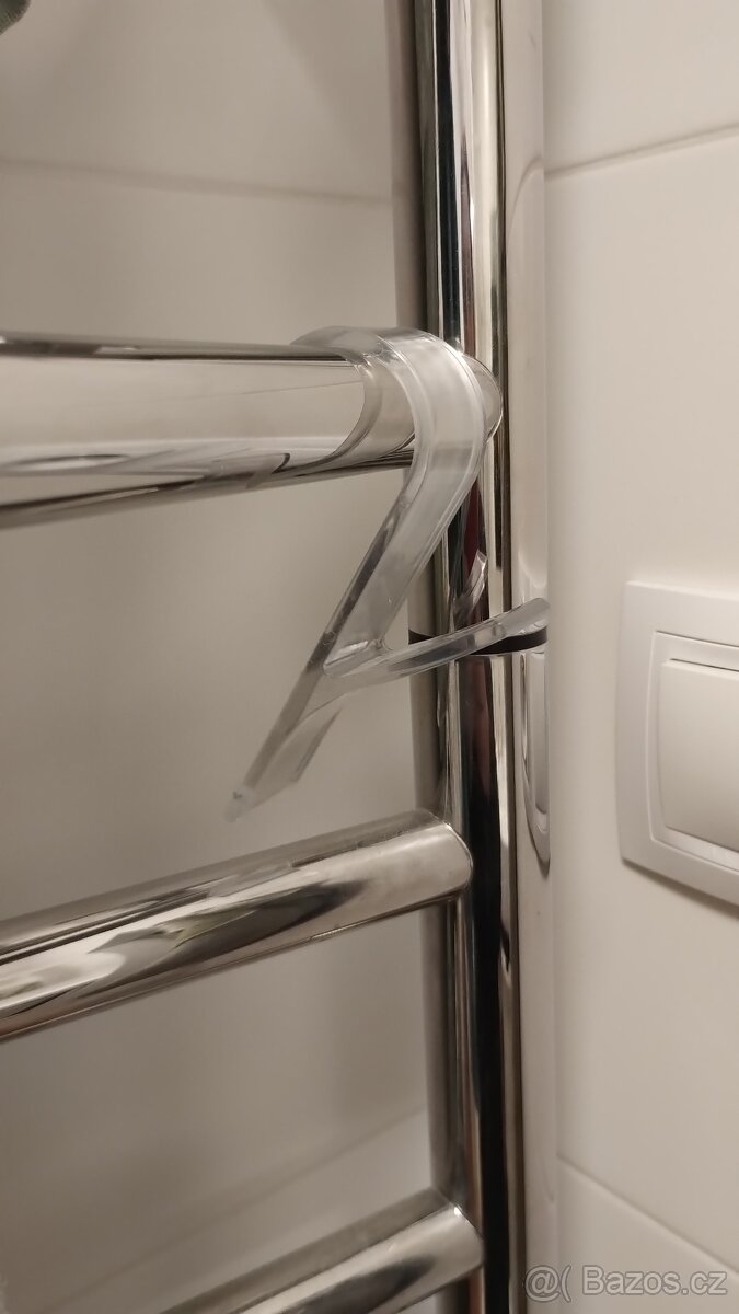 Držák ručníků na koupelnový žebřík - 3