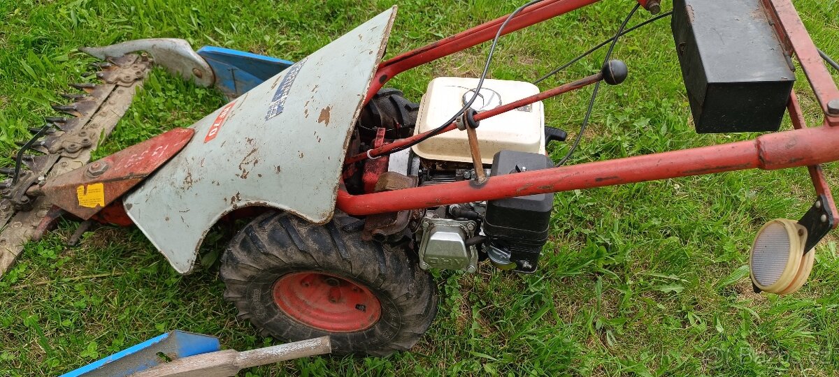 MF 70 lištová sekačka - 3