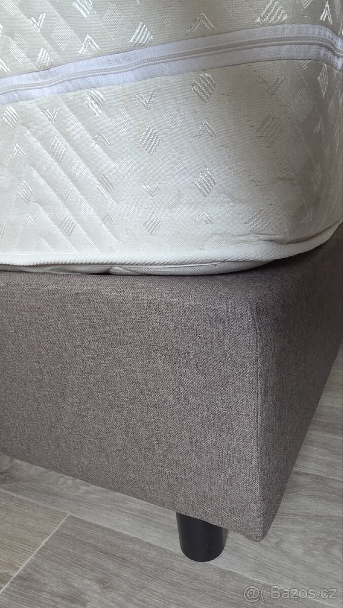 Postel 200x90 + matrace 22 cm - 3