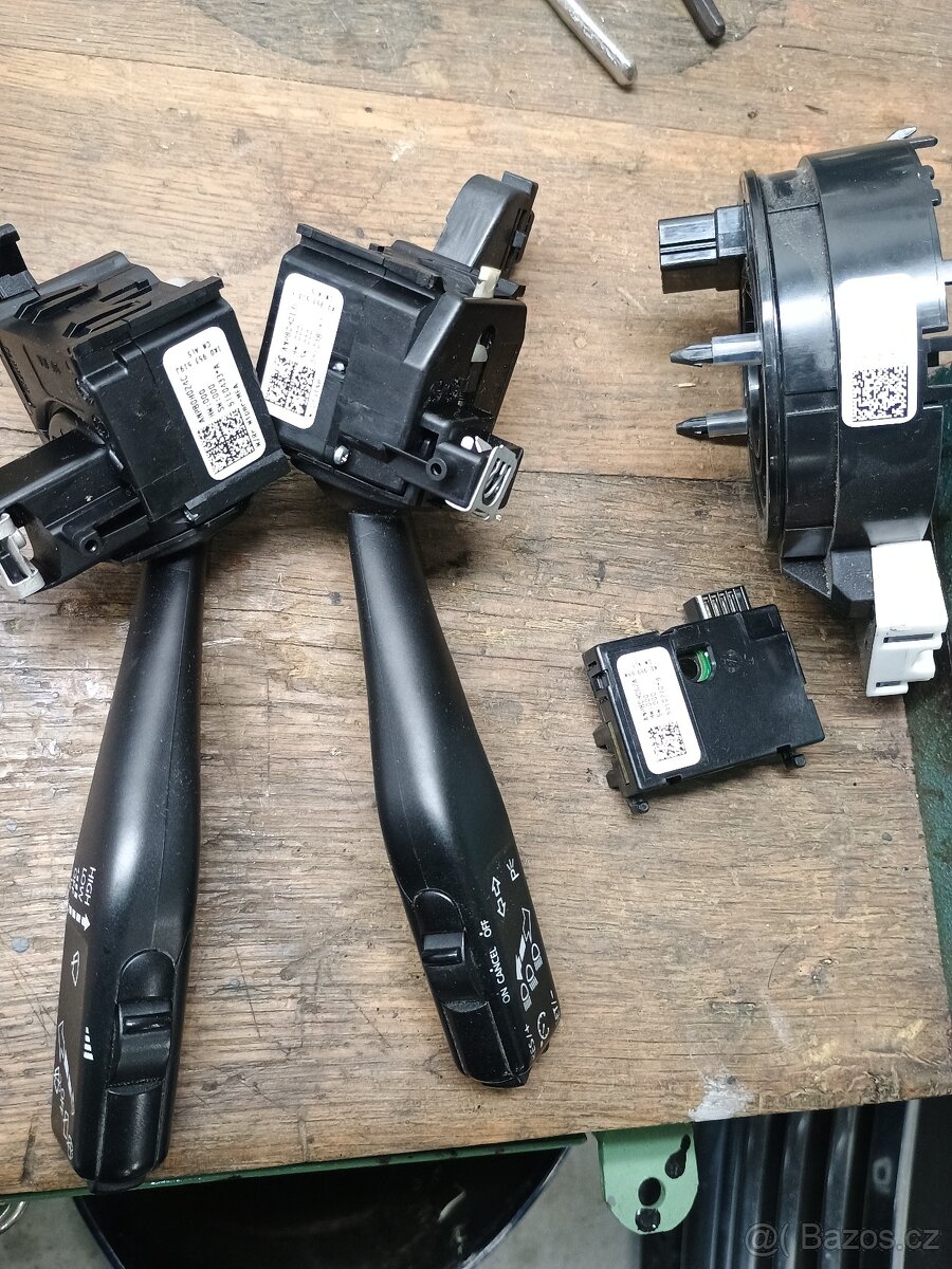 VW Touran 1T2 - ND z interiéru - 3