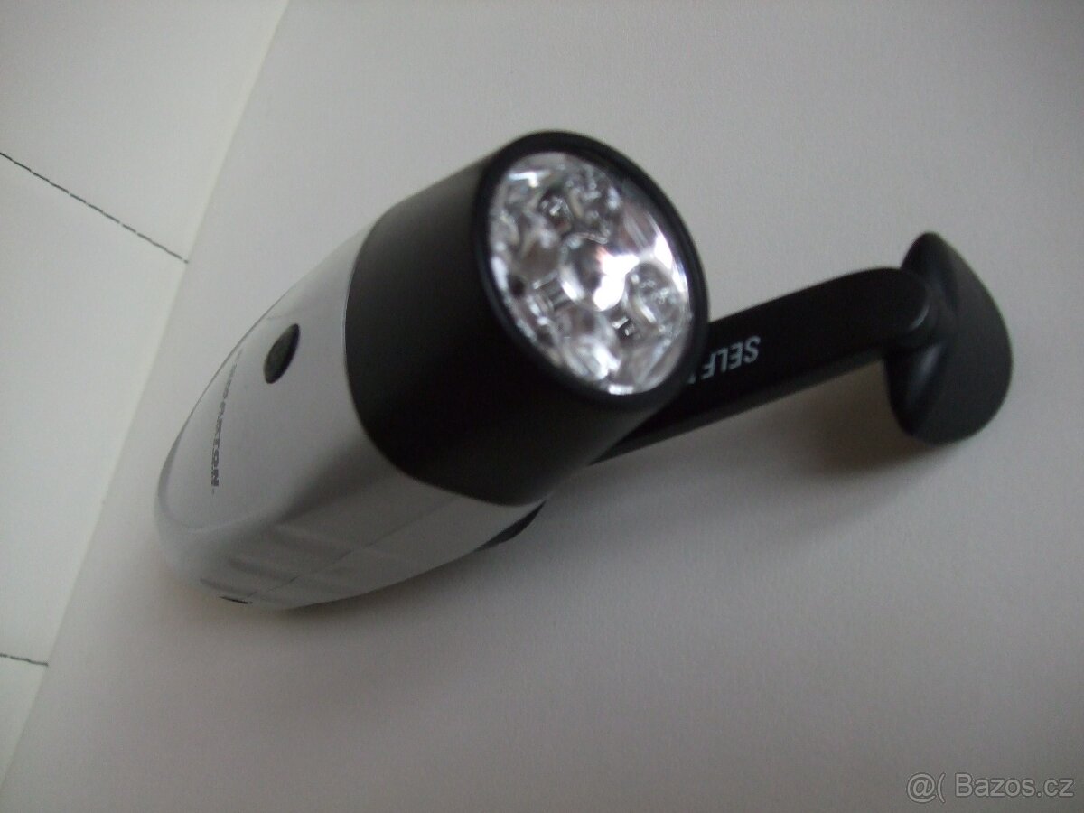 NABÍJECÍ LED SVÍTILNA - 3