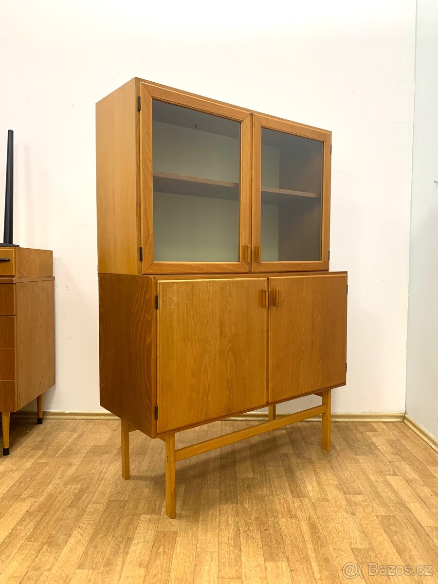 Retro komoda 70. léta - 3