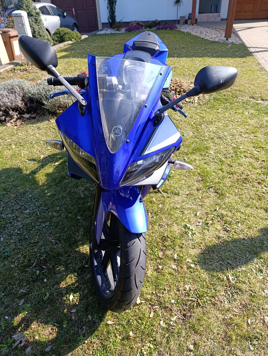 Yamaha 125 yzf - 3