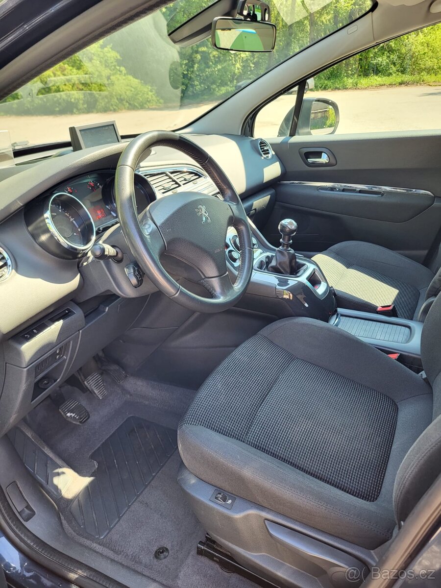 Peugeot 5008 - 3