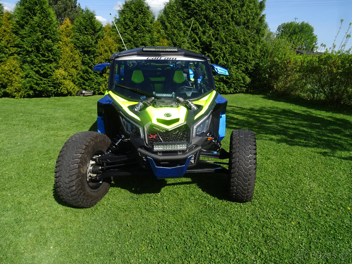 Can-Am, BOMBARDIER X3 MAX 1.MAJITEL