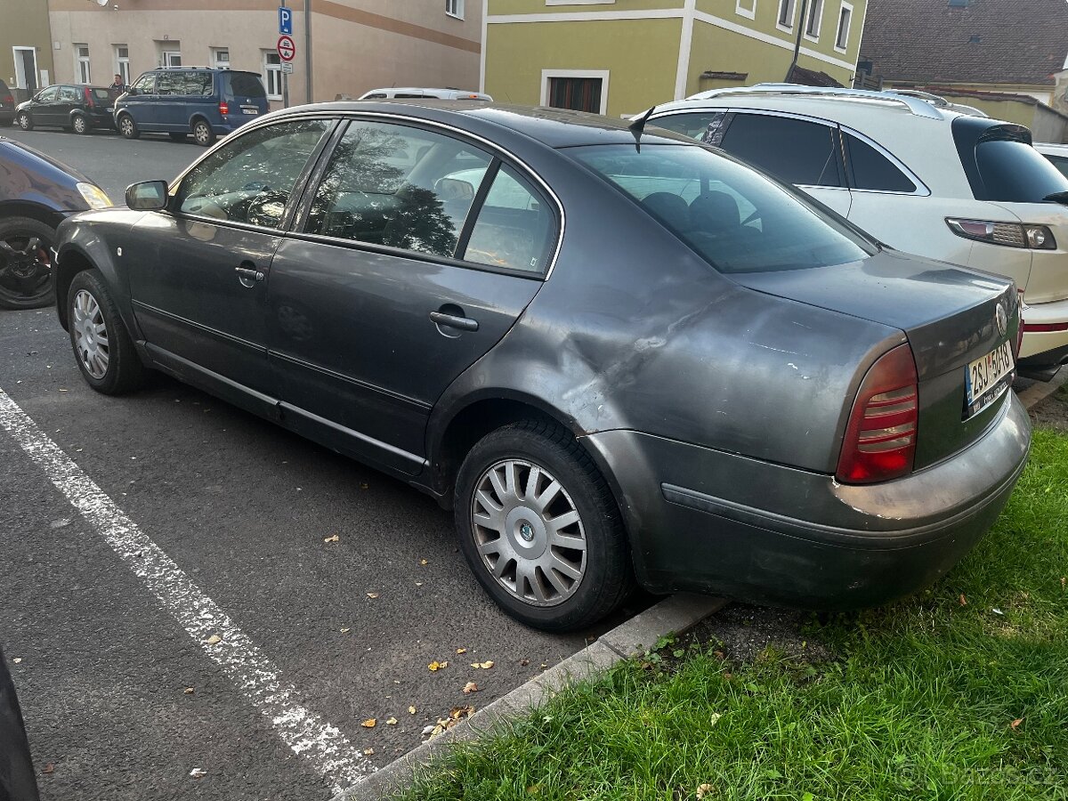 Rosprodam nahradí díly na Škoda Superb 1.9tdi 96kw - 3