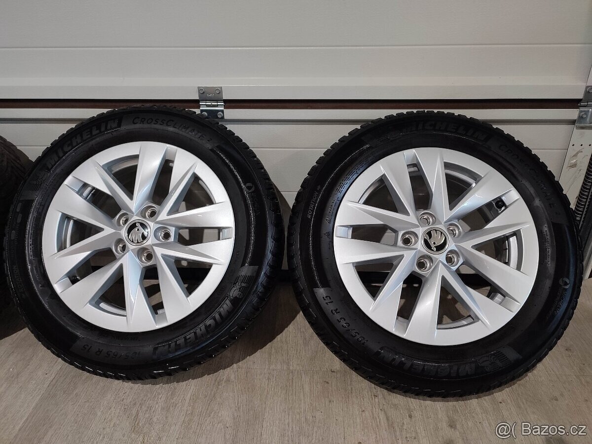 Škoda Fabia IV - sada kol s celoroční pneu 5x100 r16 - 3