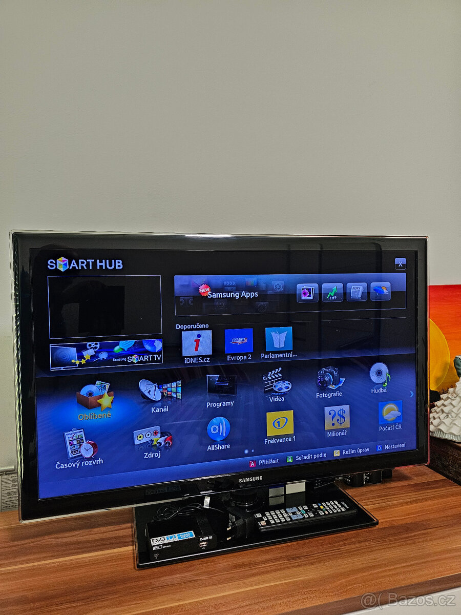 LED TV 37" Samsung UE37D5520RW - 3