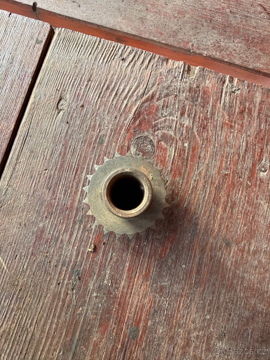 Čz 175 Prase - primární kolečko - 3