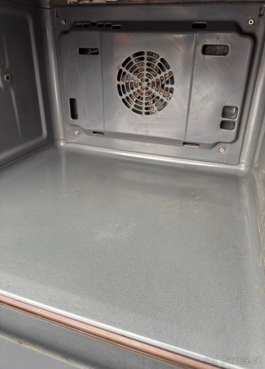 Vestavná trouba Bosch - 3