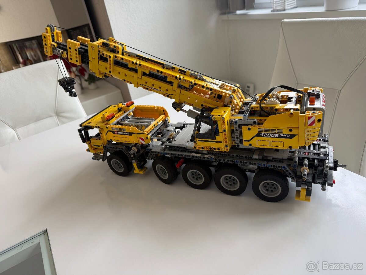 Lego Technic 42009 Mobilní jeřáb MK II model 2v1 - 3