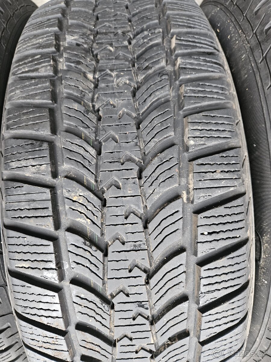 Zimní pneu 225/60R17 Sava - 3