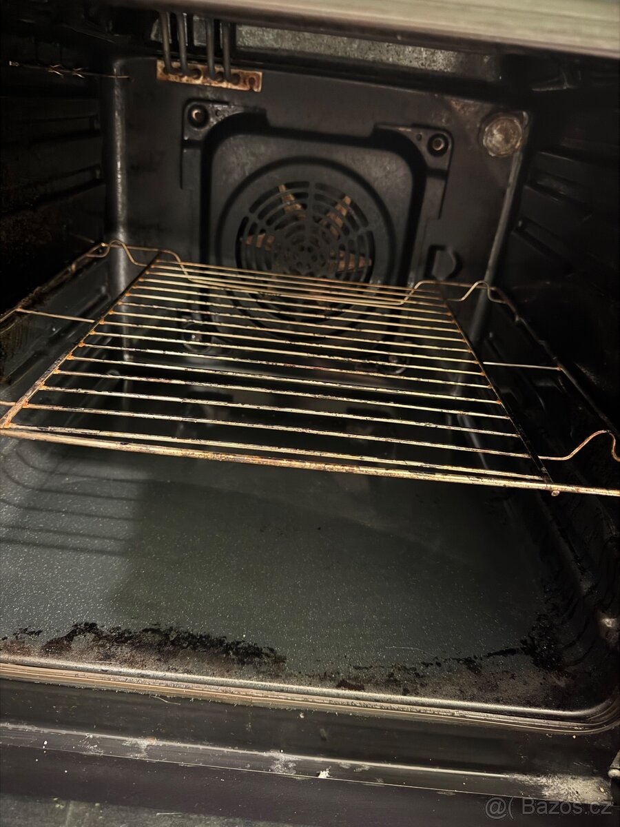 Vestavná trouba Amica - 3