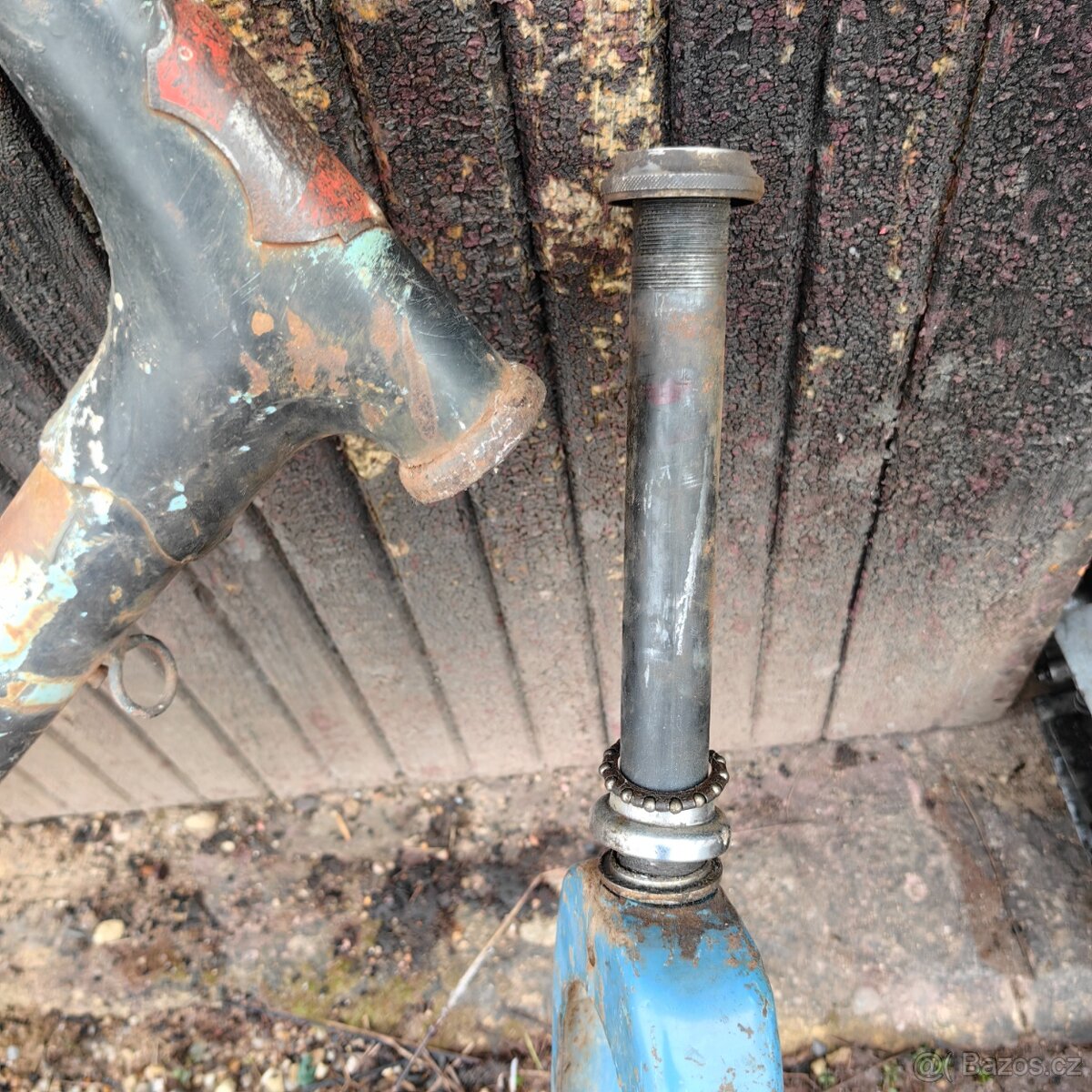 Stadion s11 rám s vidlici - 3