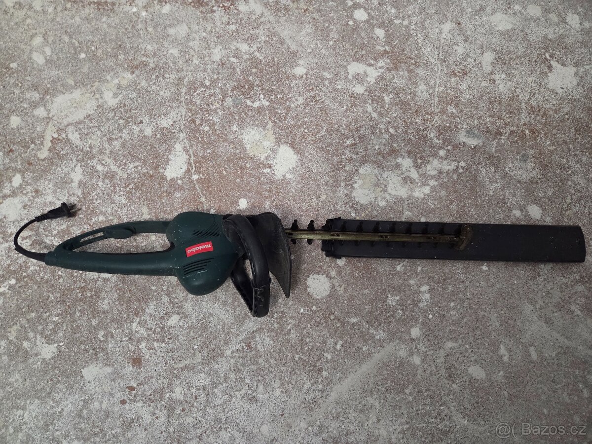 Elektrické nůžky na plot Metabo - 3