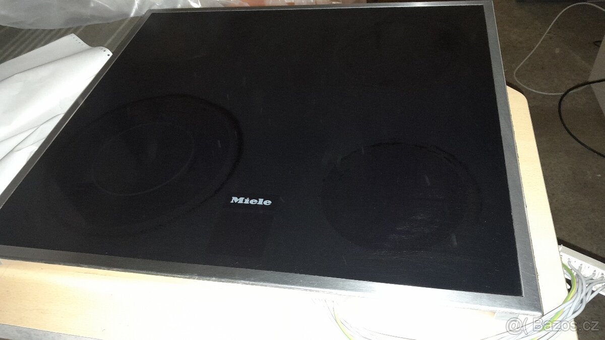 Sklokeramicka deska - 3