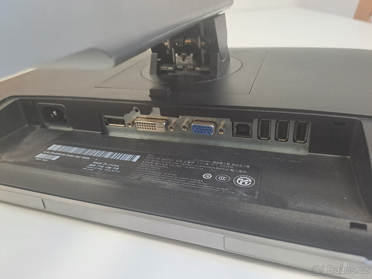 Dell LCD monitor 22" (DVI, VGA, DP) - 3