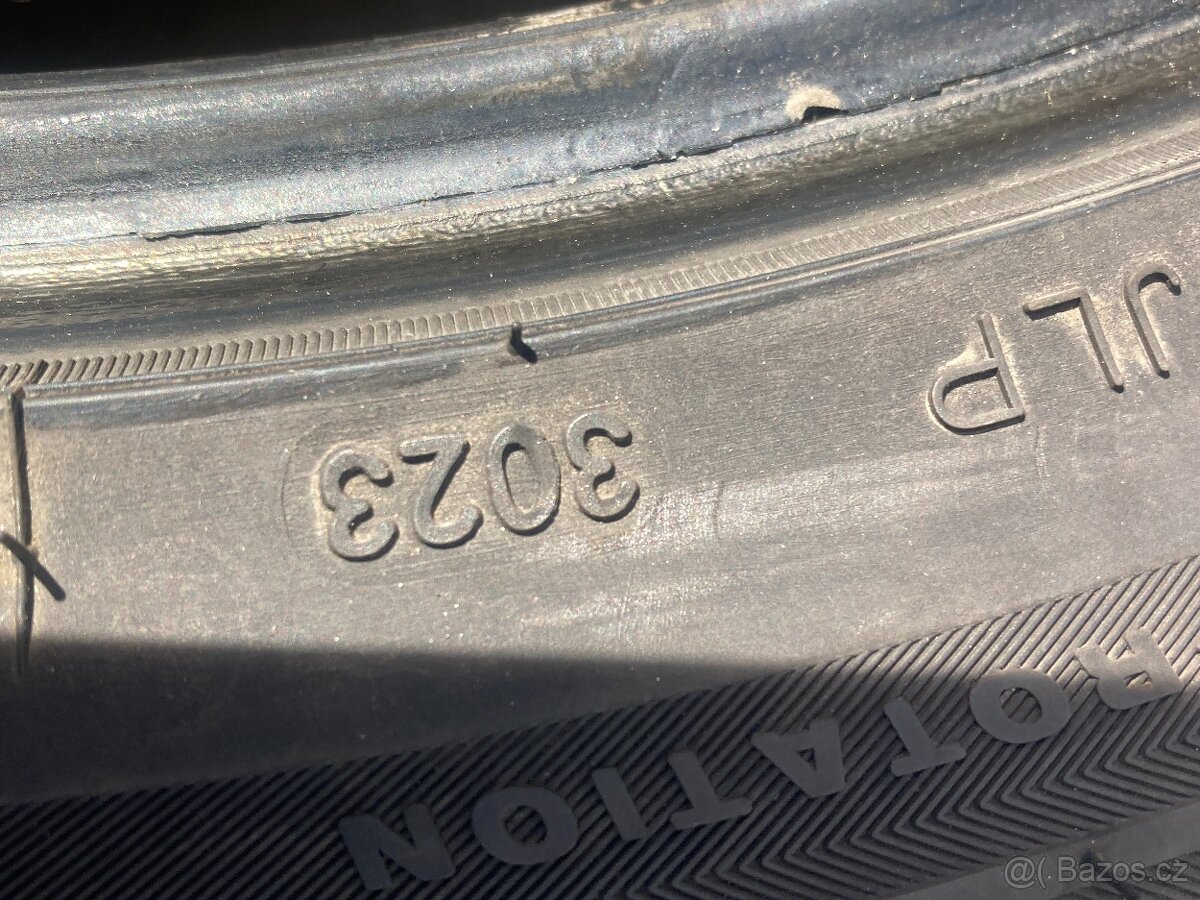 2x 315/35r22 zimní - 3