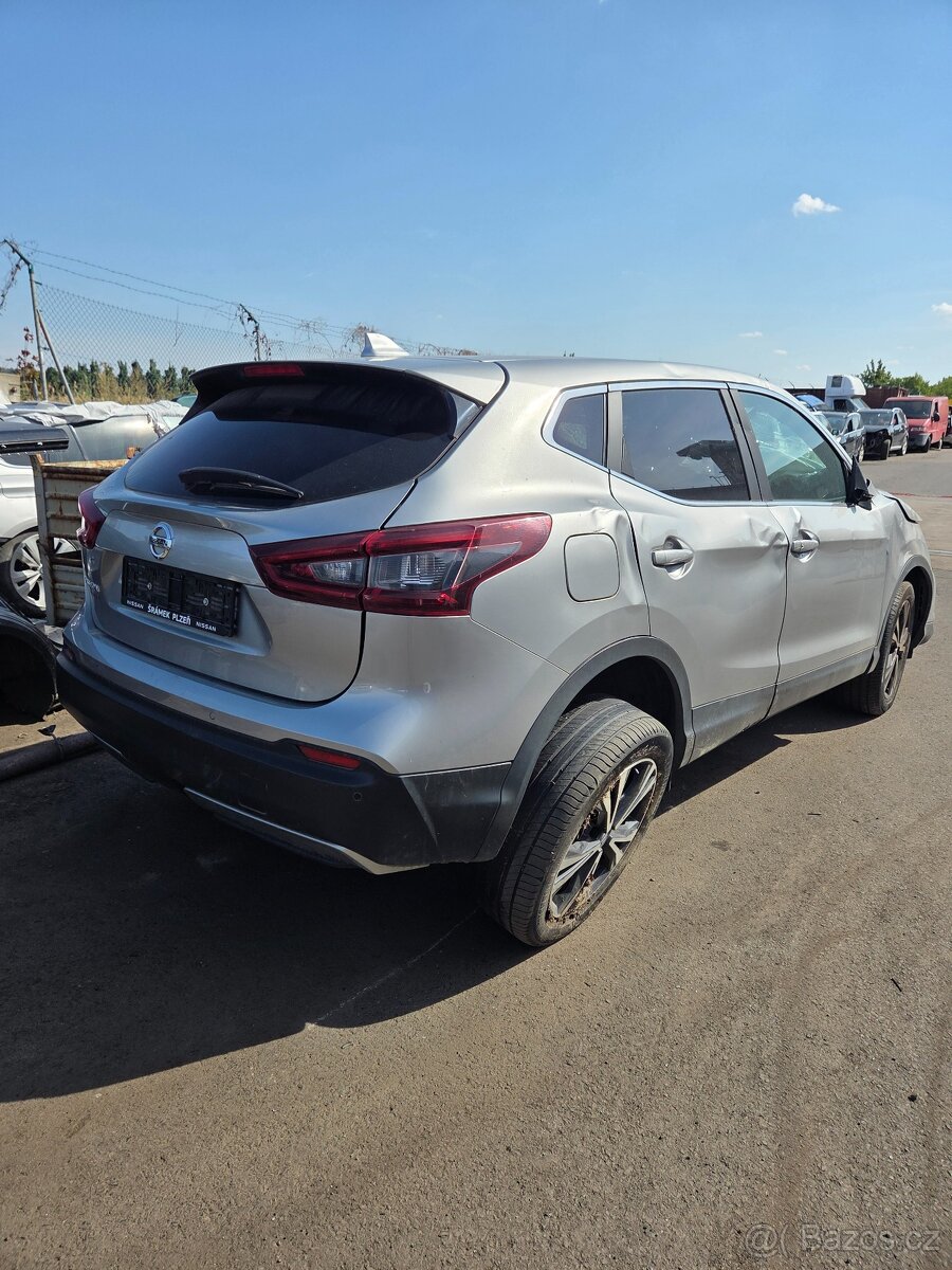 Nissan Qashqai DIG-T - 3