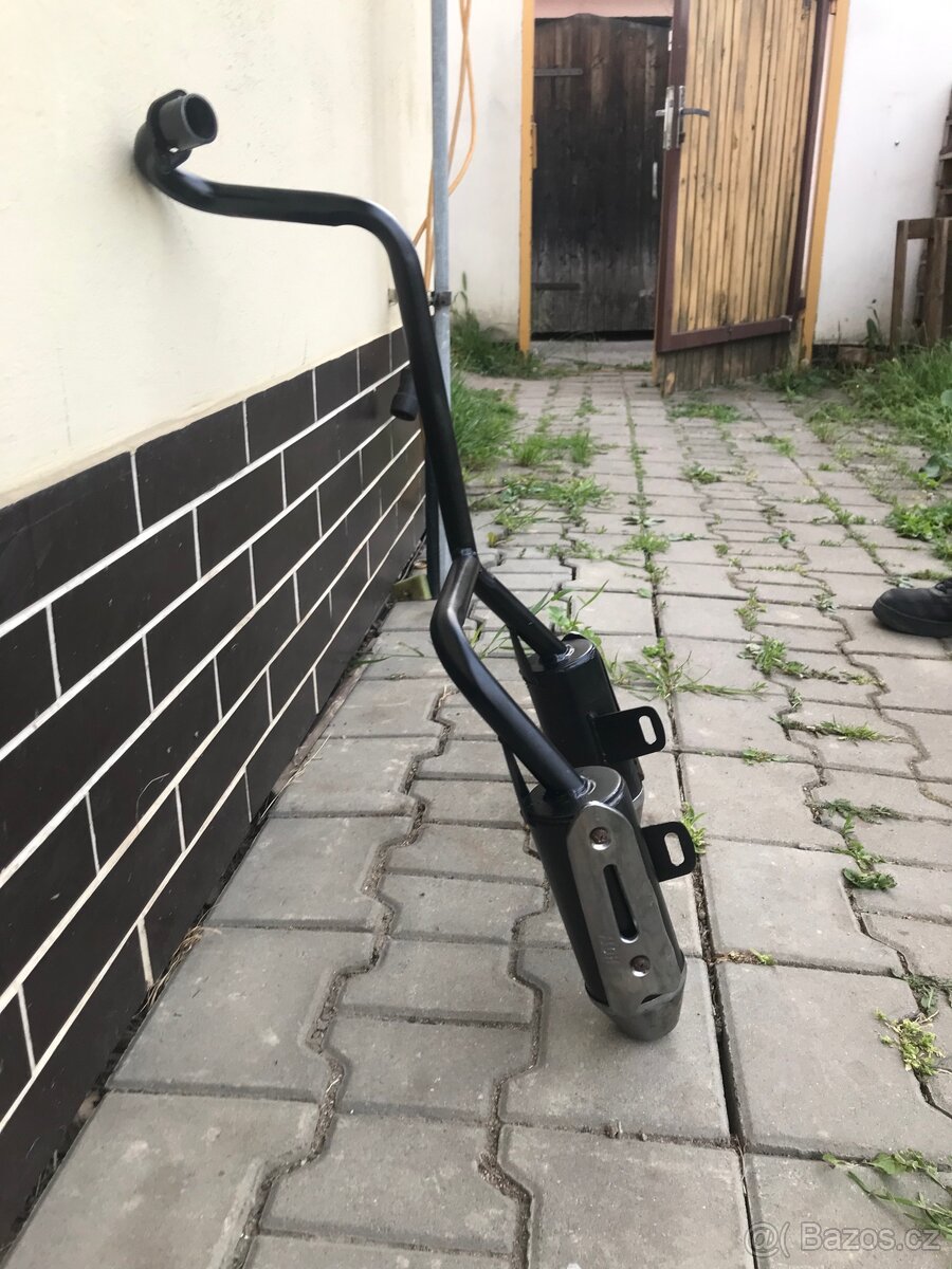 Výfuk pro čtyřkolku hummer 125 cc
