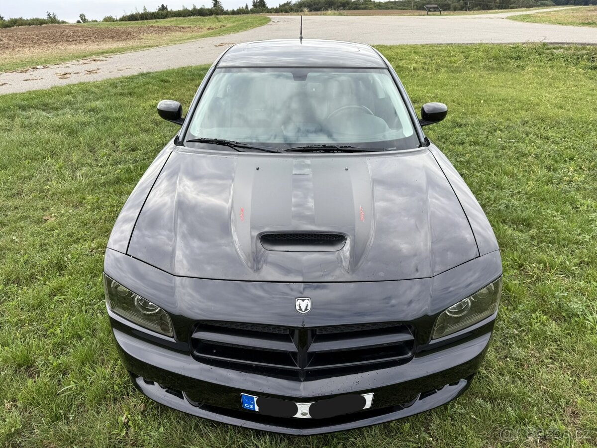 Dodge Charger SRT8 6.1HEMI 317kw LPG - 3