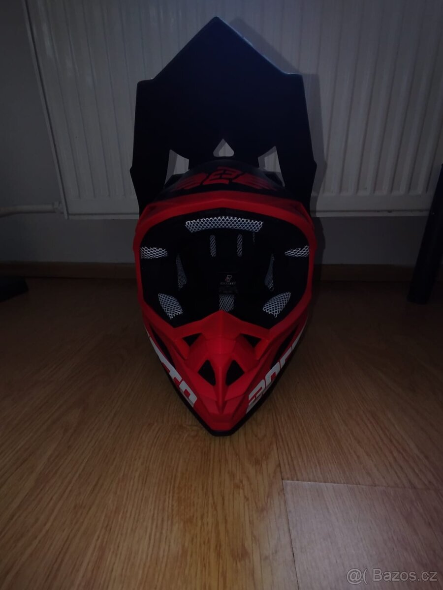 Motokrosová přilba a boty - 3