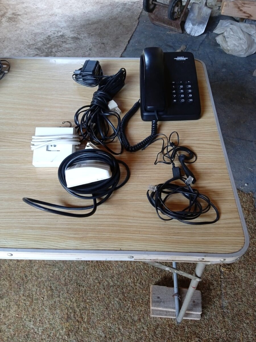 Set telefonů pevná linka plus kabely - 3