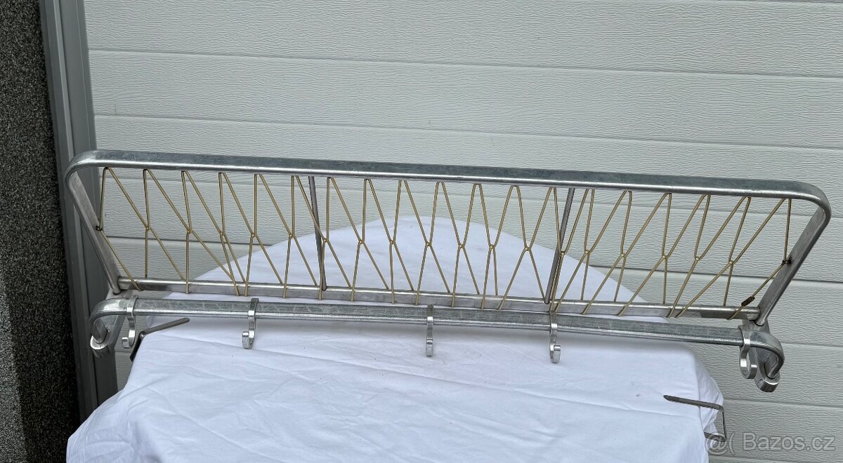 Starý alu chodbový věšák - 3