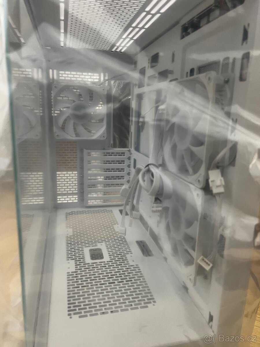 Phanteks XT View (bilá) - 3