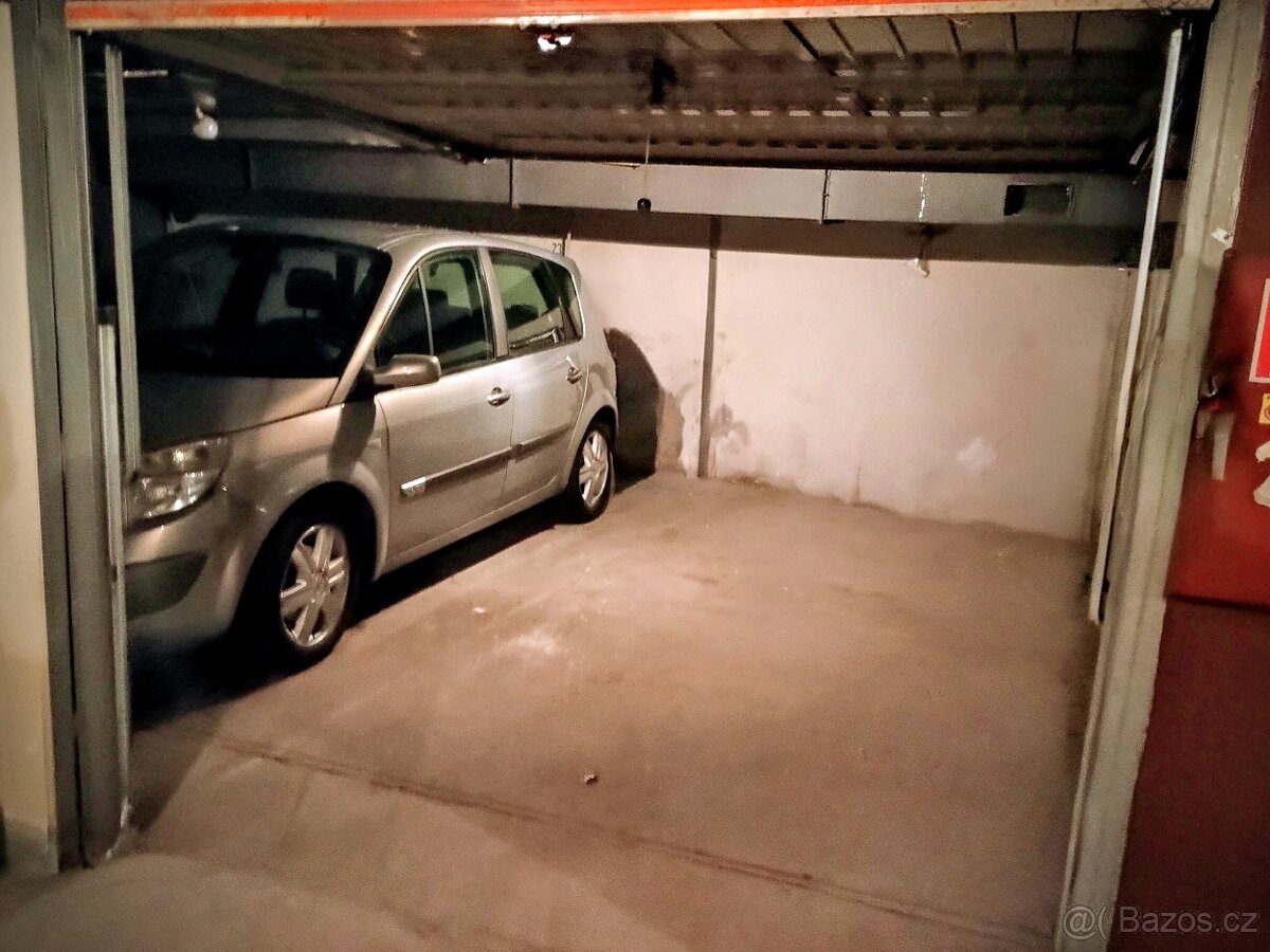 Garážové stání - 3