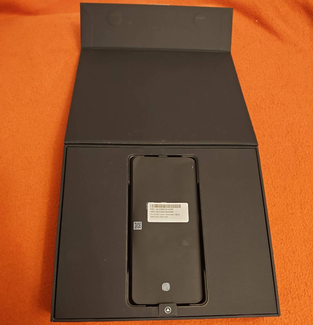 Honor Magic6 RSR 5G 1TB + 24GB Ram - 3