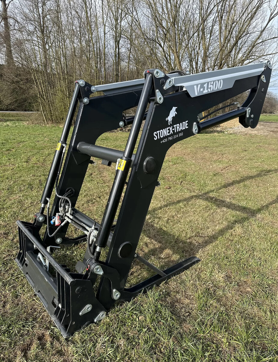 Čelní nakladač HYDRATRAC 1500 - 3