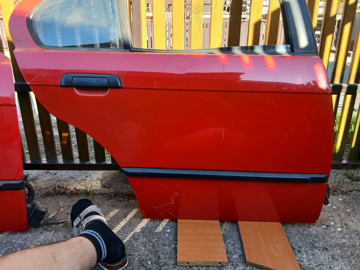 Dveře BMW E36 - 3