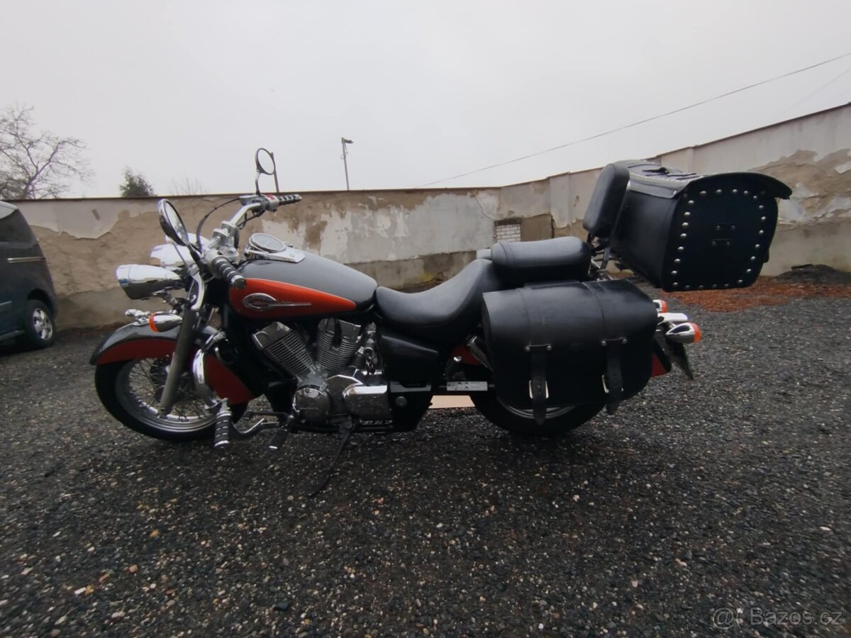 Honda VT750 - 3