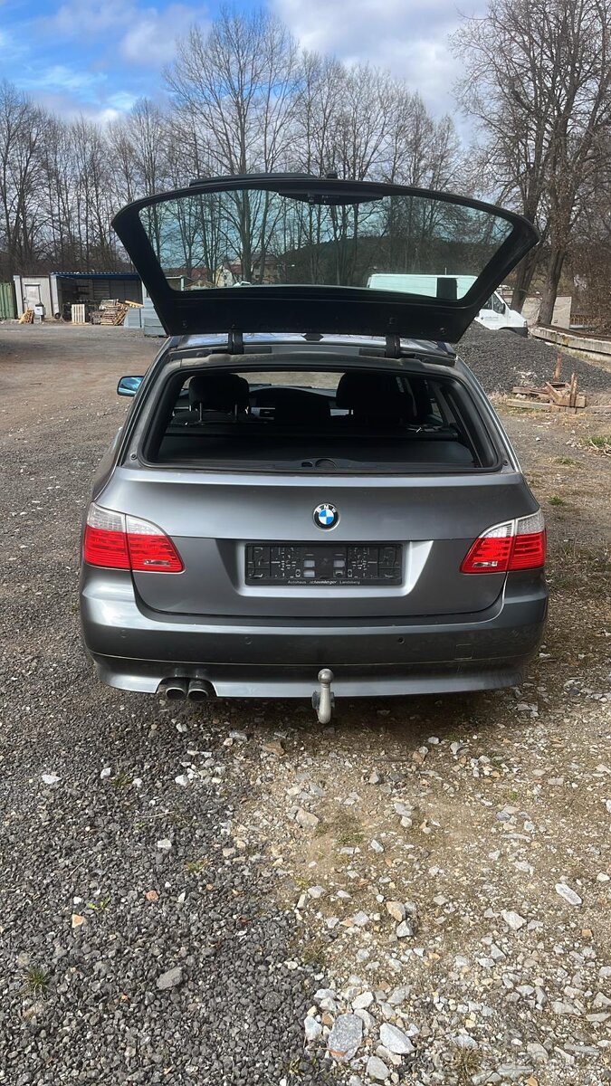 Prodam BMW 525iX E61 - 3