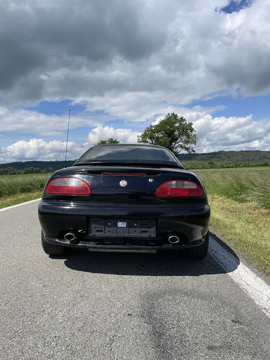 MG F 1.8i - 3